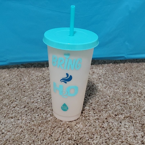 Cup🎁💝 - Picture 1 of 8